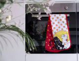 Genevieve Oven Gloves.