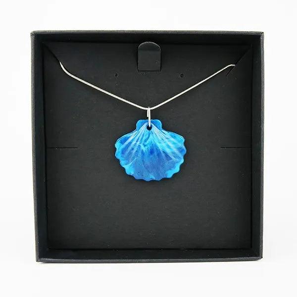 Shell 18" Pendant.